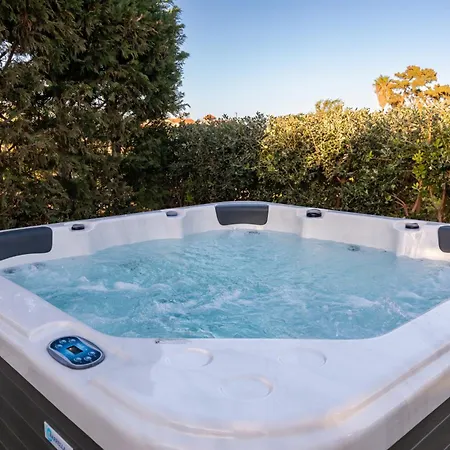 Prázdninový dům Ros Solis Luxure House